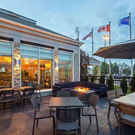 Hilton Garden Inn Toronto-Оквилль Экстерьер фото