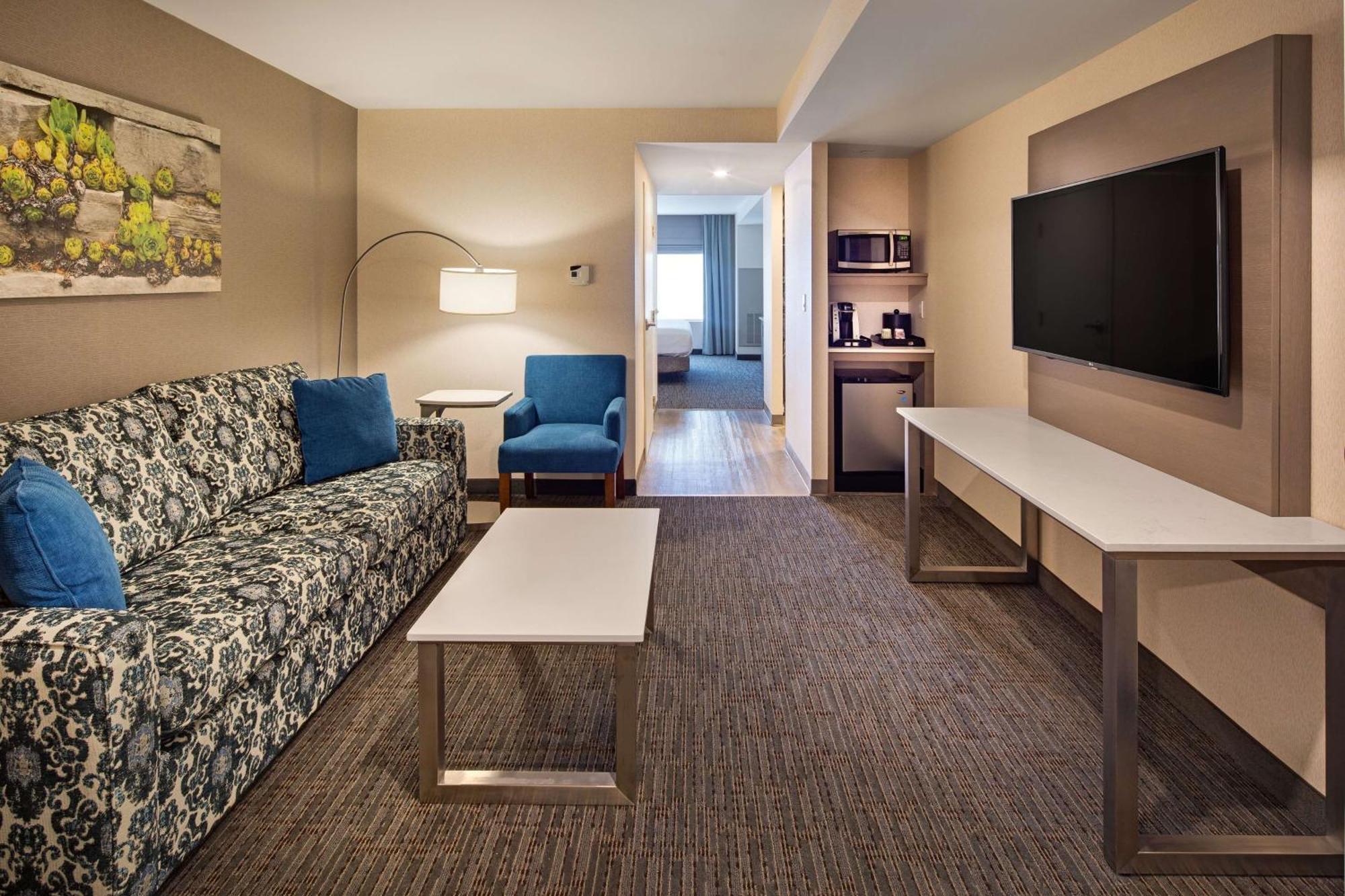 Hilton Garden Inn Toronto-Оквилль Экстерьер фото