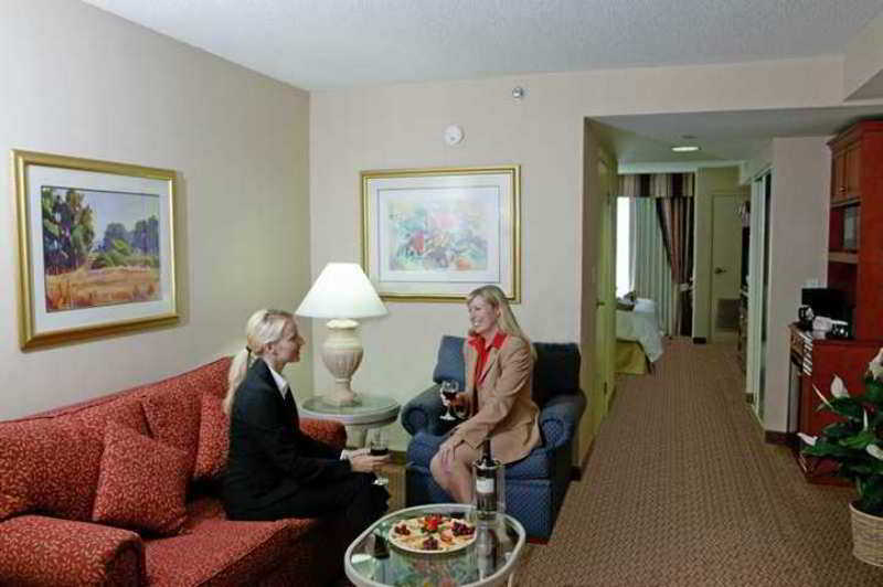 Hilton Garden Inn Toronto-Оквилль Интерьер фото