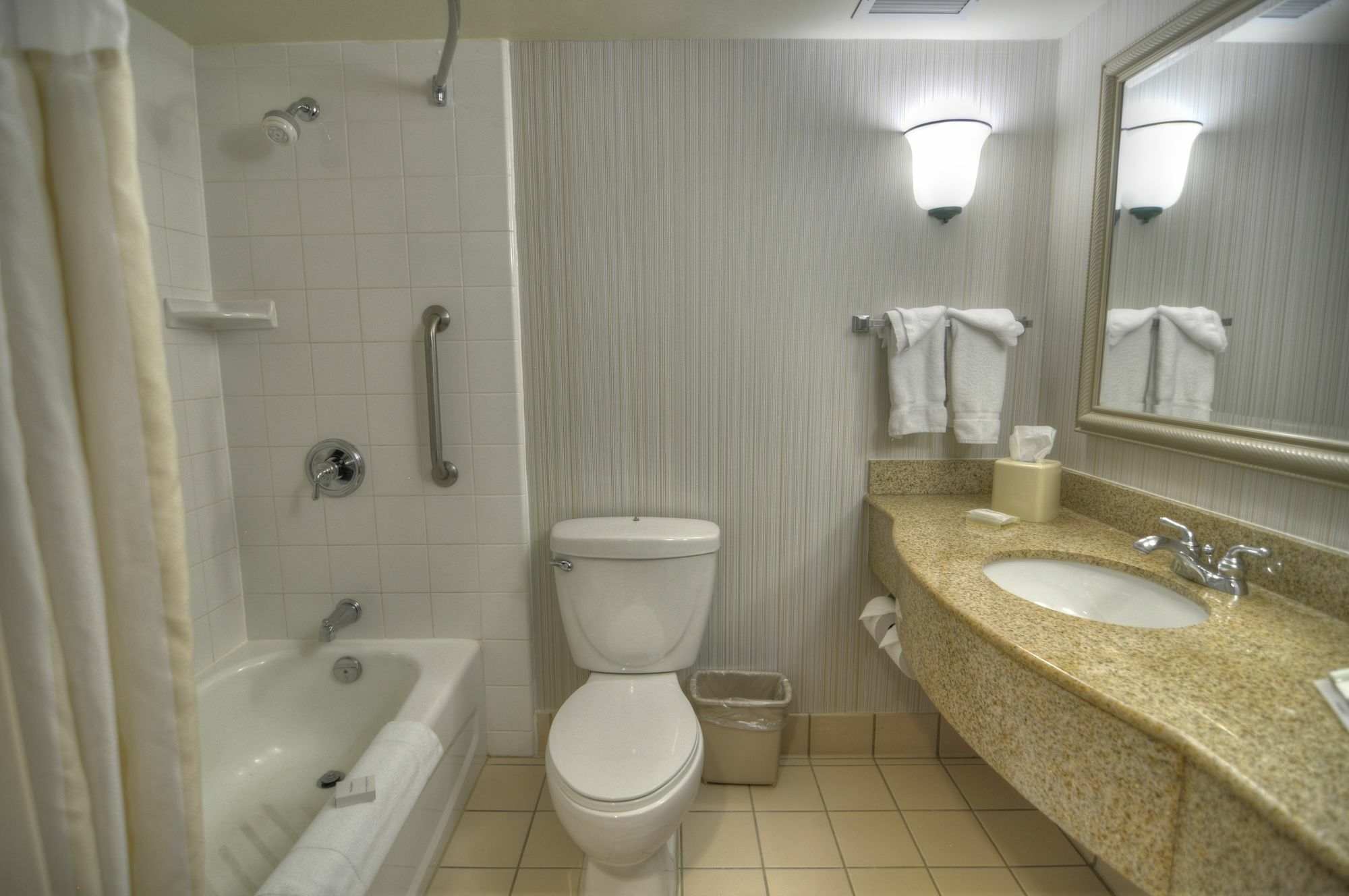 Hilton Garden Inn Toronto-Оквилль Экстерьер фото